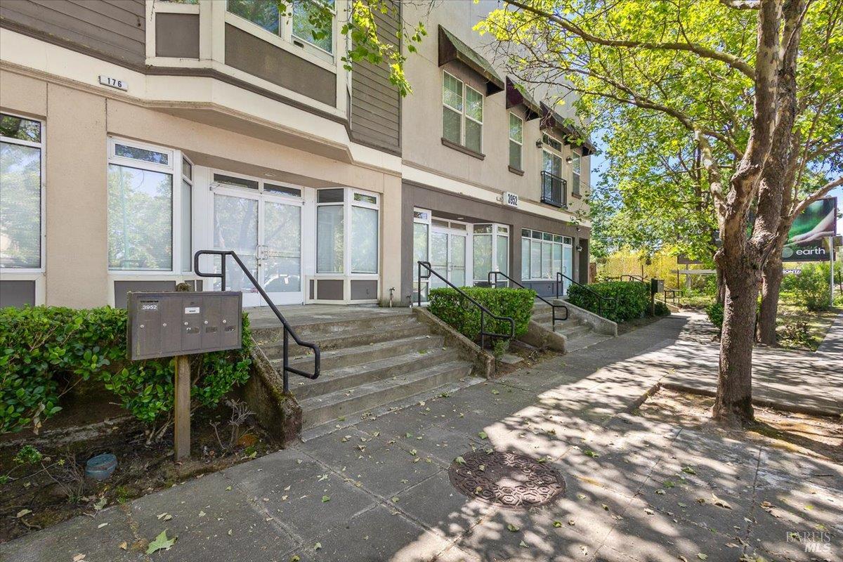 4013 Arthur Ashe Circle Santa Rosa, CA 95407 - Photo 7 of 50