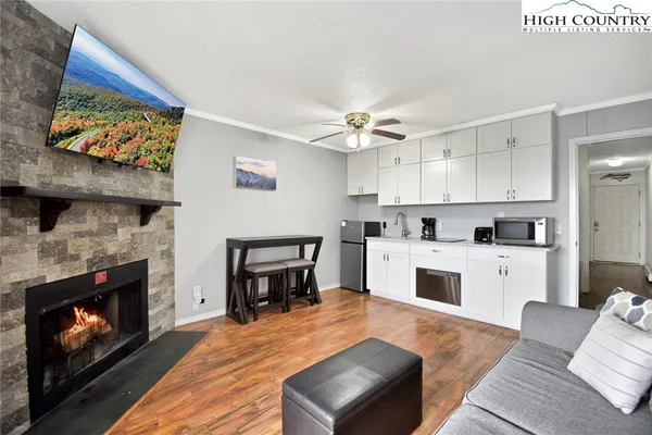 $134,900 | 301 Pinnacle Inn Road, Unit 3130, Beech Mountain, NC 28604