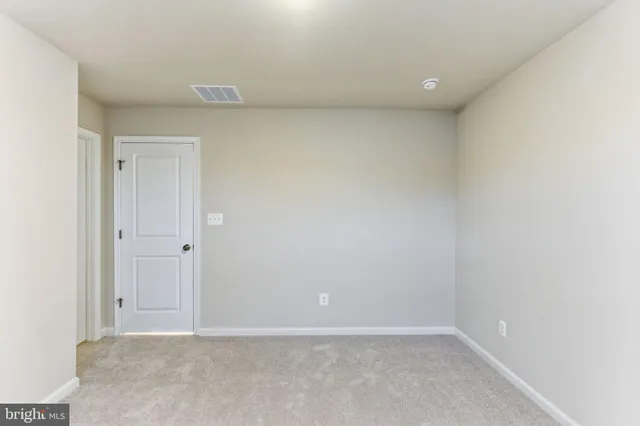 $1,995 | 410 18th Avenue, Ranson, WV 25438