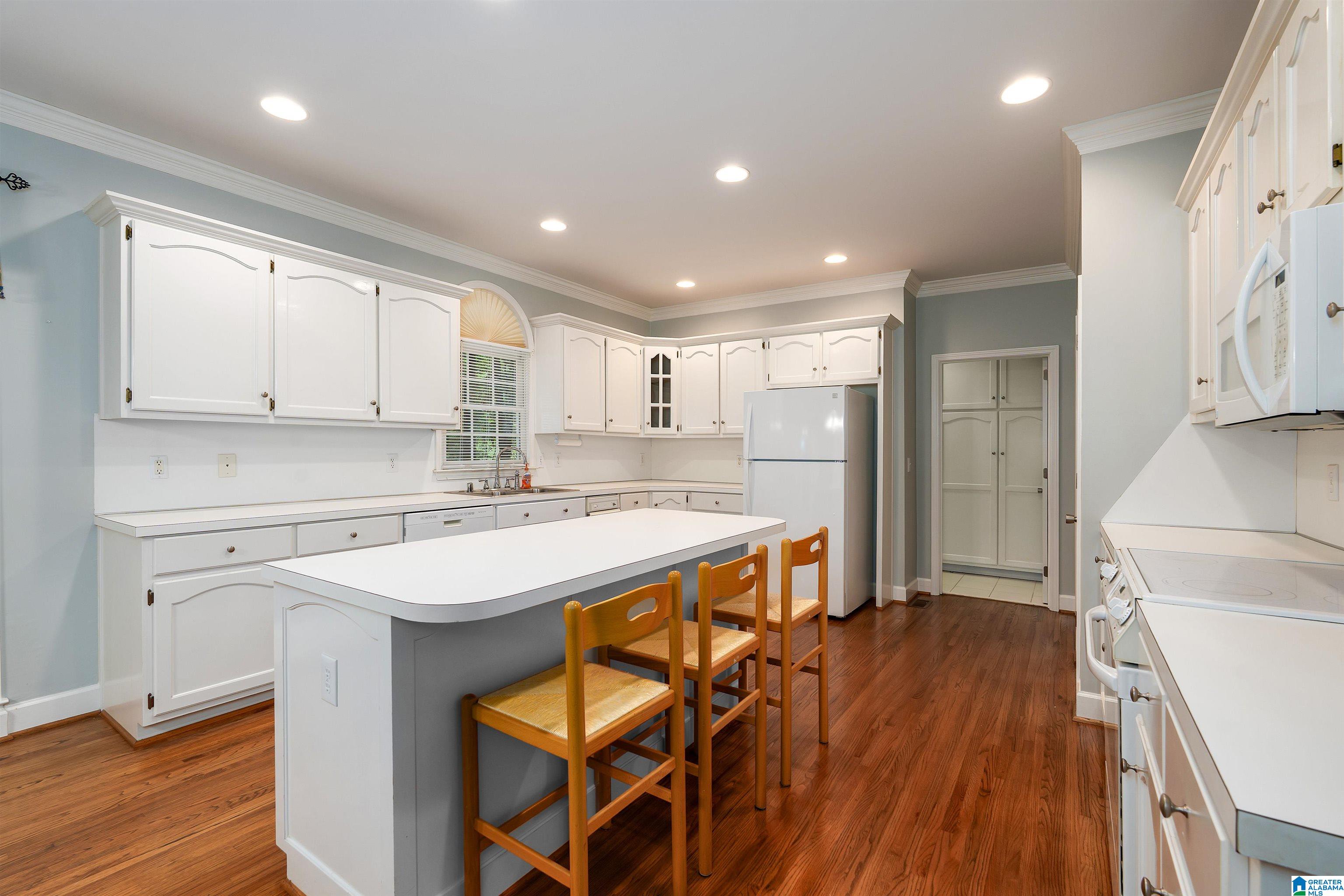 4522 Shadow Ridge Parkway Pinson, AL 35126 - Photo 8 of 61