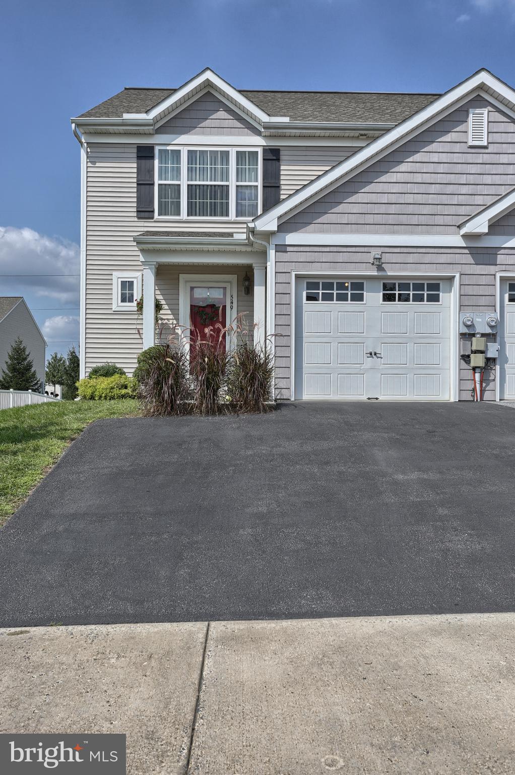 549 Fox Ridge Lane Lebanon, PA 17042 - Photo 3 of 42 Driveway recently coated