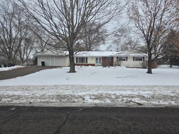$2,650 | 6221 153rd Lane Northwest, Anoka, MN 55303