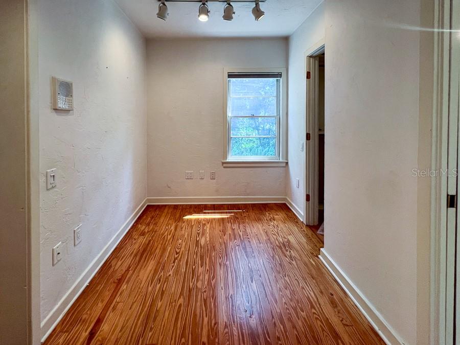 411 Northwest 26th Street Gainesville, FL 32607 - Photo 18 of 35