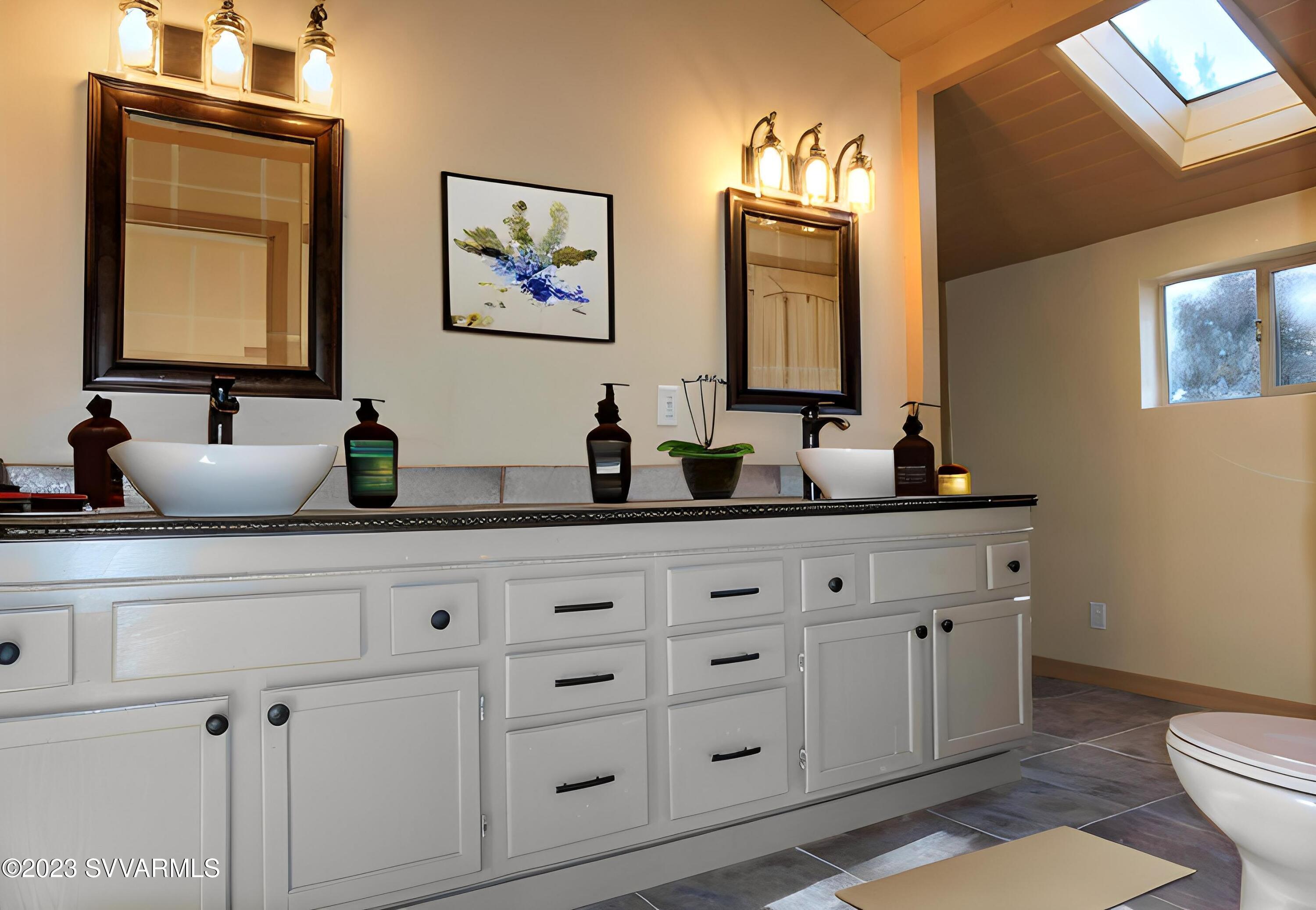 265 Raintree Road Sedona, AZ 86351 - Photo 31 of 59 Virtual Staging AI - DSC01248b.jpg-Decem