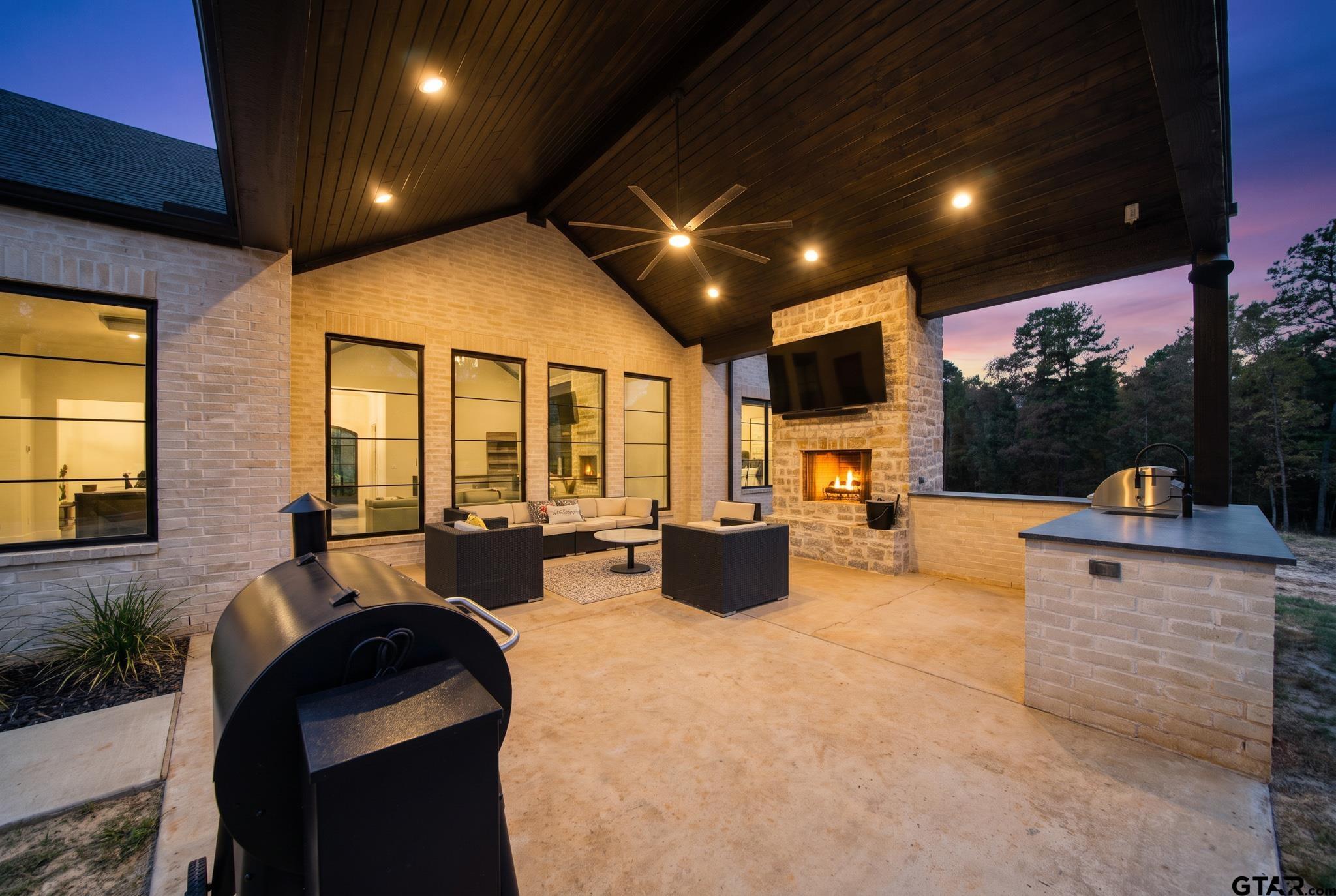 2283 Flamingo Road Gilmer, TX 75645 - Photo 35 of 44 Gallery Image 35