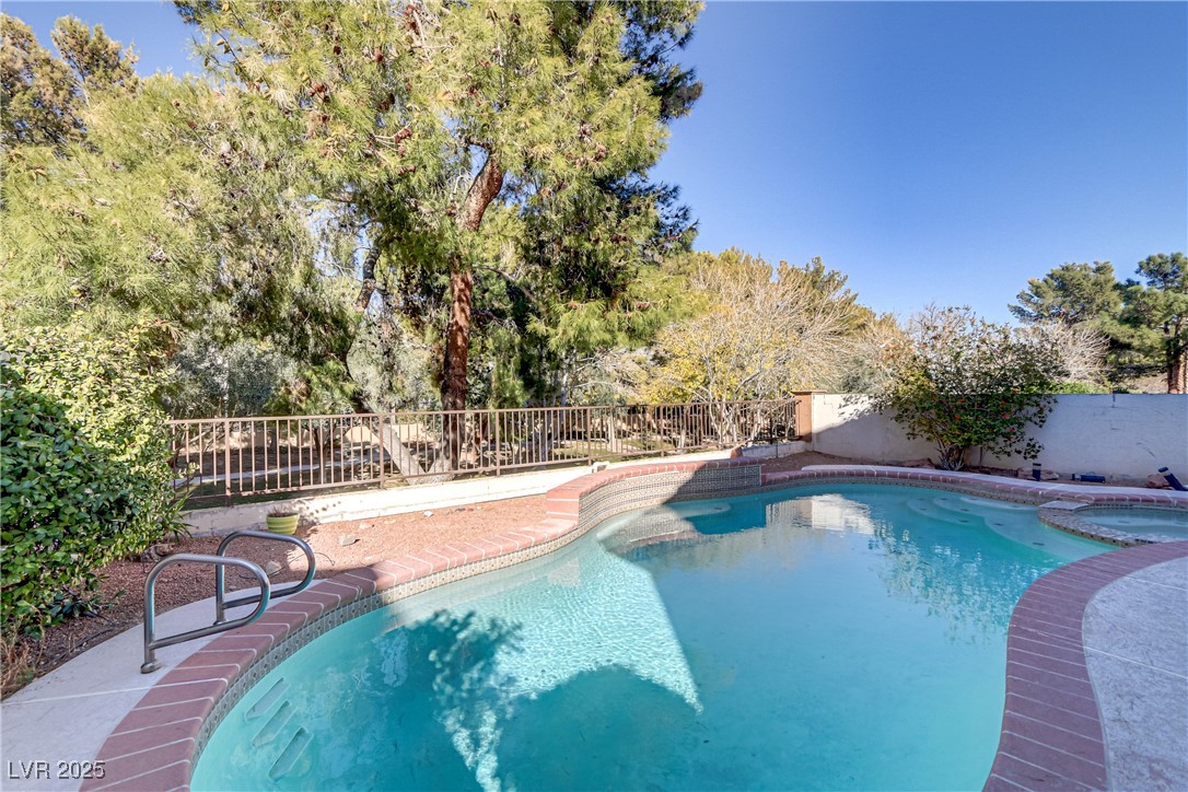 9604 Rancho Palmas Drive Las Vegas, NV 89117 - Photo 46 of 52