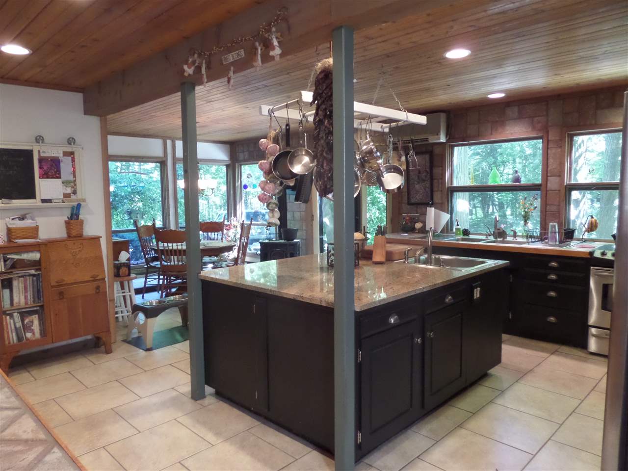 7990 East Fouch Road Traverse City, MI 49684 - Photo 17 of 78 1821915-16.JPG