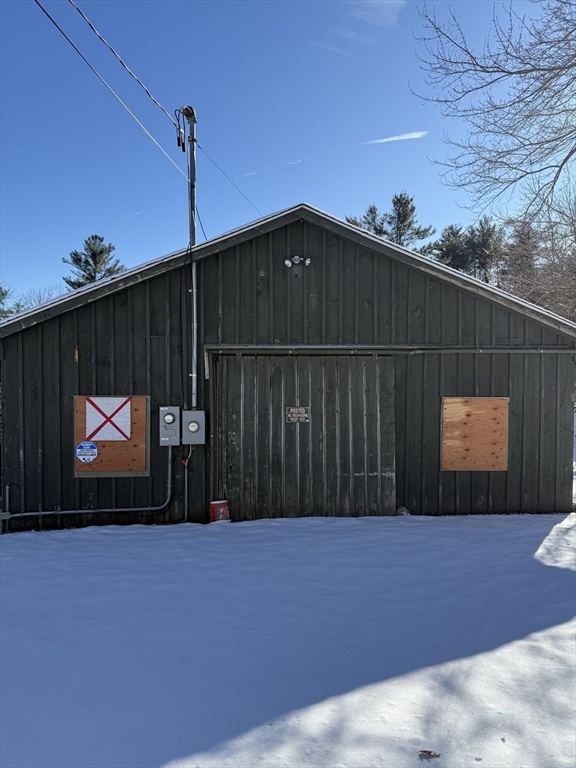 267 Osborne Road Ware, MA 01082 - Photo 7 of 10