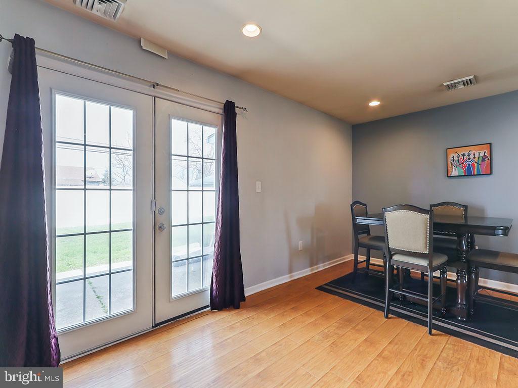 72 Incurve Road Levittown, PA 19057 - Photo 15 of 39 Gallery Image 15