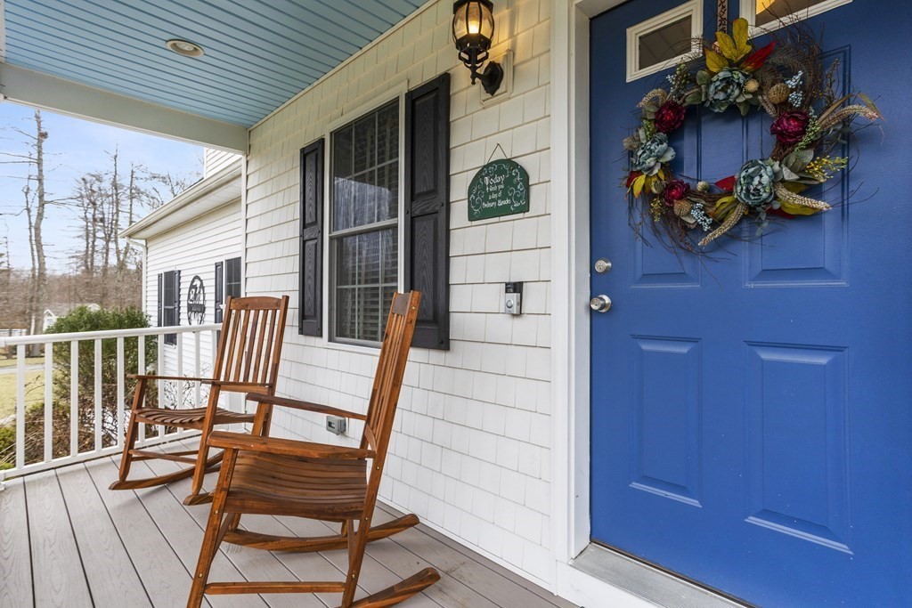 9 Birch Road Freetown, MA 02702 - Photo 2 of 42