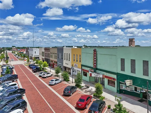 $279,999 | 1008 West Walker Street, Denison, TX 75020