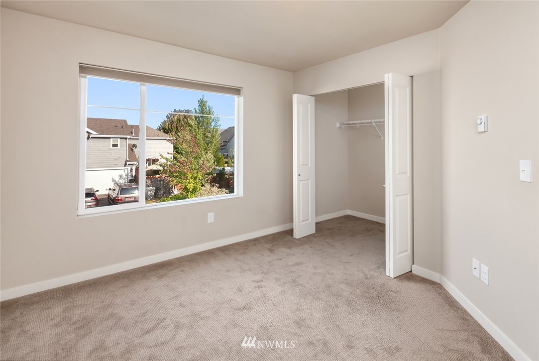 315 Anacortes Place Northeast Renton, WA 98059 - Photo 14 of 23 Gallery Image 14