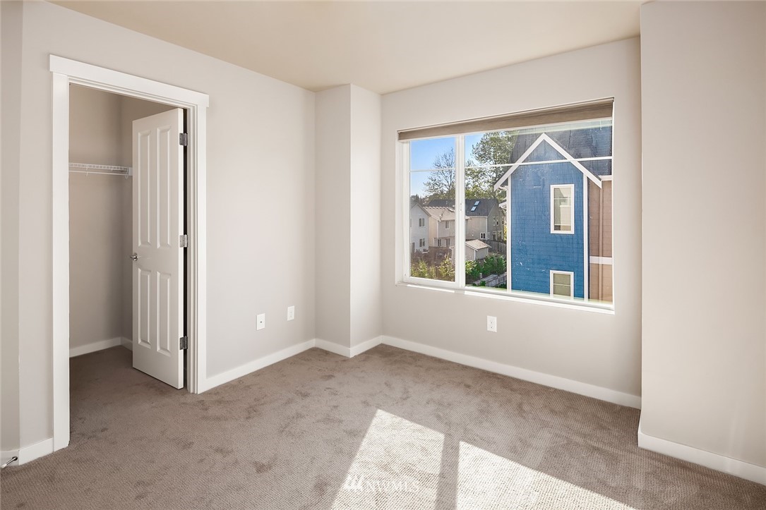 315 Anacortes Place Northeast Renton, WA 98059 - Photo 18 of 23 Gallery Image 18