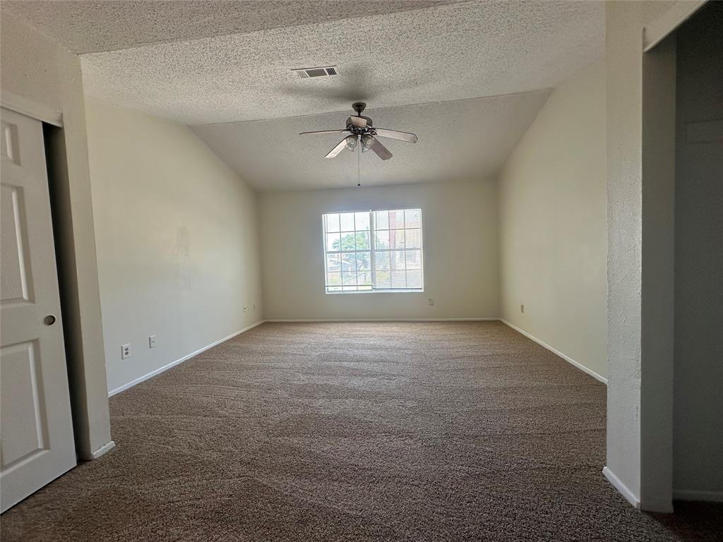10500 Lake June Road, Unit E07 Dallas, TX 75217 - Photo 4 of 5