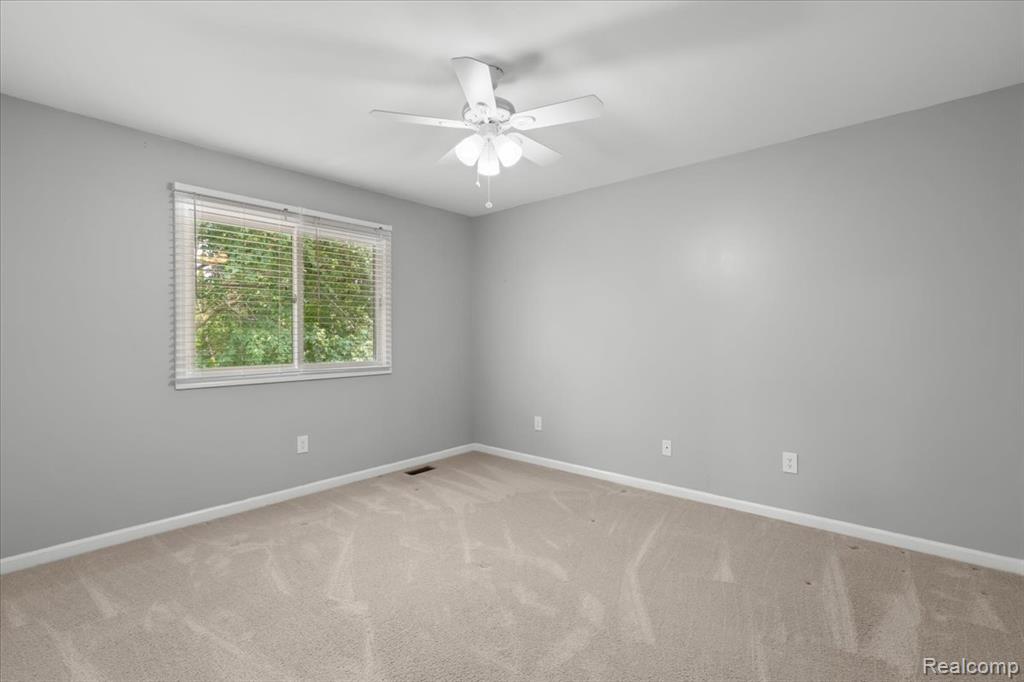 42266 Waterfall Road Northville, MI 48168 - Photo 26 of 35