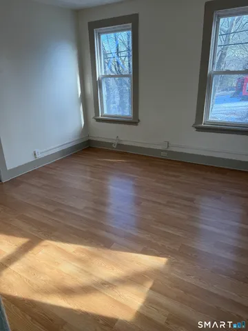 $2,095 | Undisclosed Address, Norwich, CT 06360