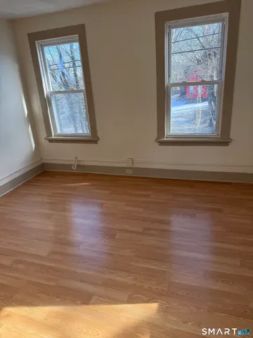 $2,095 | Undisclosed Address, Norwich, CT 06360