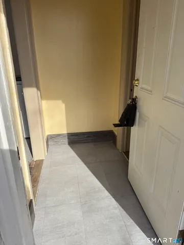 $2,095 | Undisclosed Address, Norwich, CT 06360