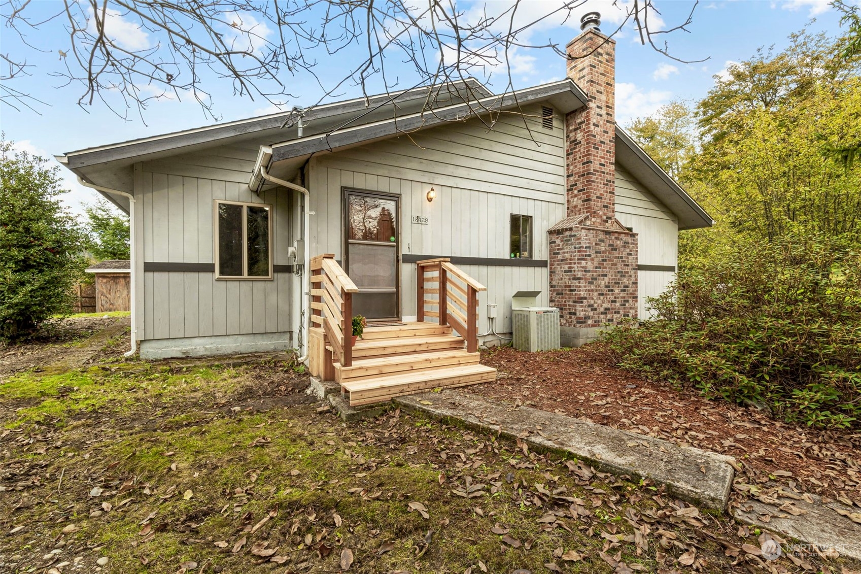 12429 South Keyport Road Northeast Poulsbo, WA 98370 - Photo 3 of 32 Gallery Image 3