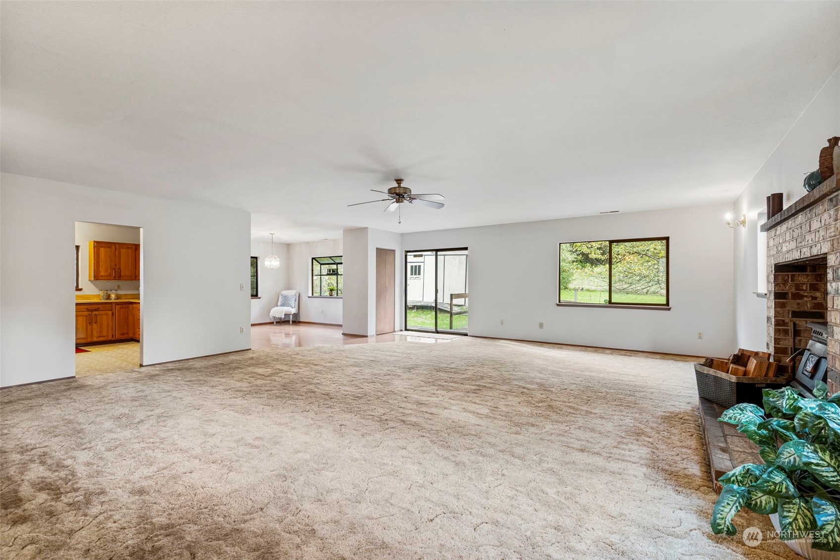 12429 South Keyport Road Northeast Poulsbo, WA 98370 - Photo 5 of 32 Gallery Image 5