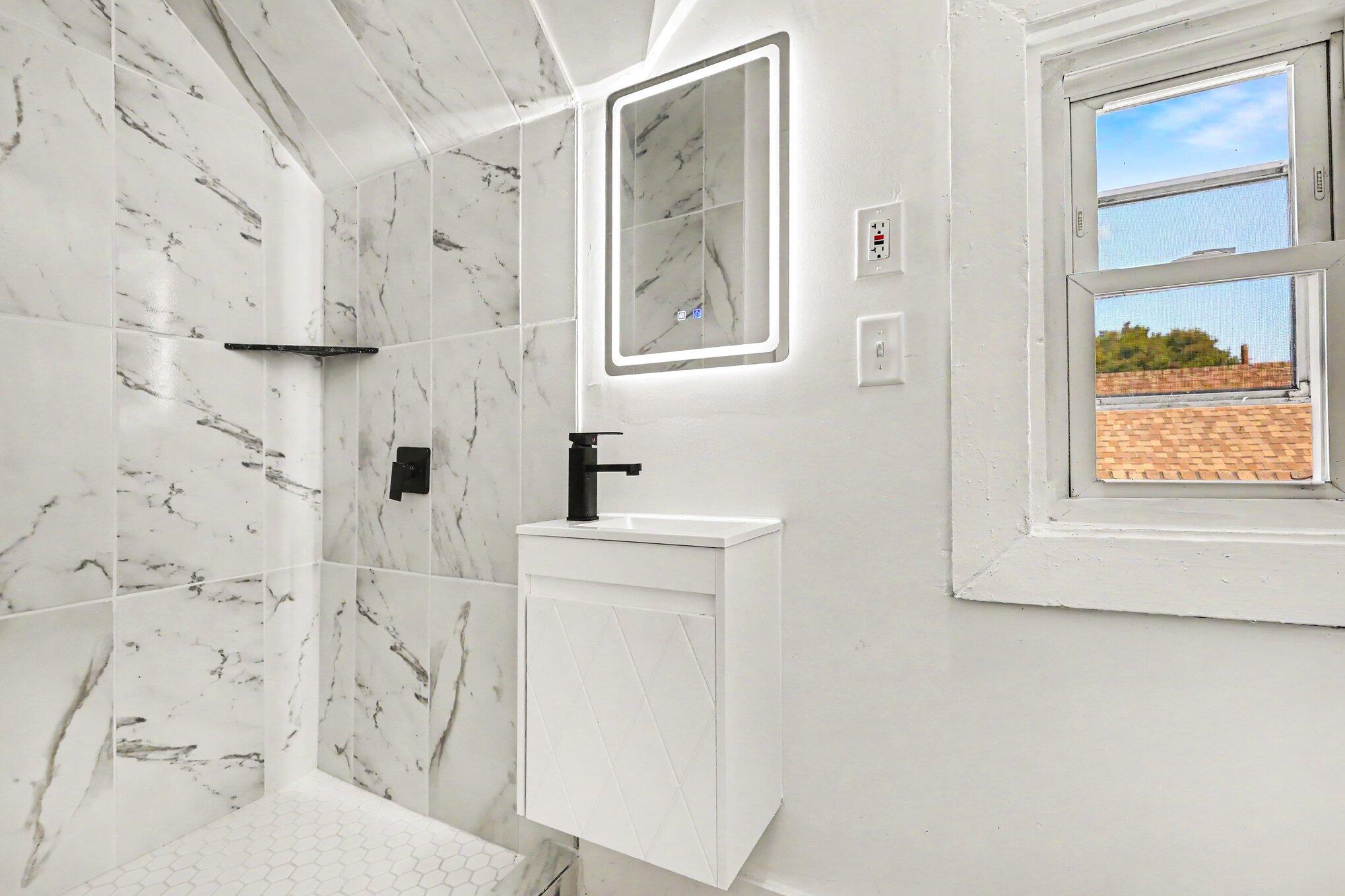 2413 Herman Street Covington, KY 41014 - Photo 10 of 17