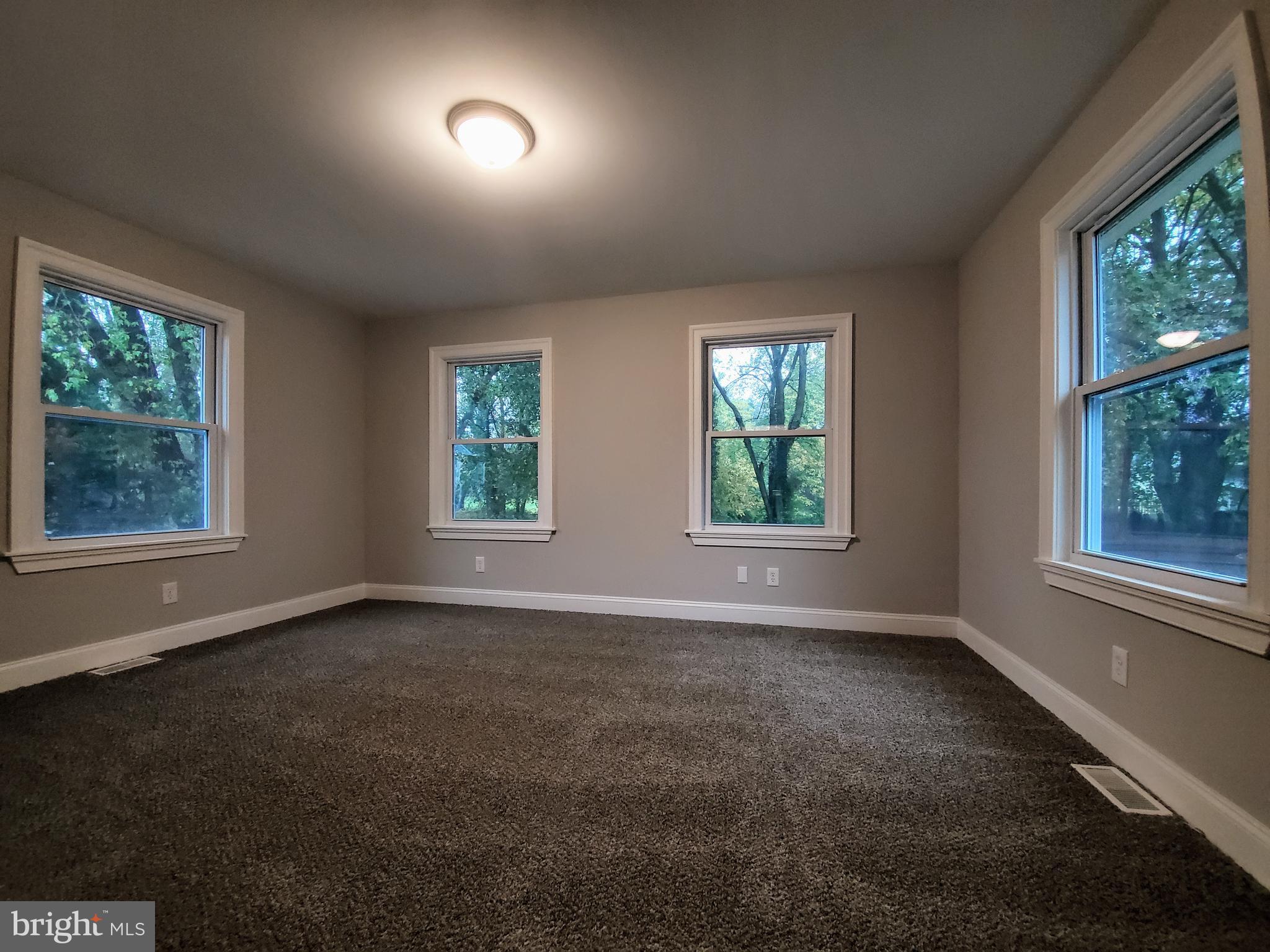 52 Victory Road Bridgeton, NJ 08302 - Photo 7 of 12 Gallery Image 7