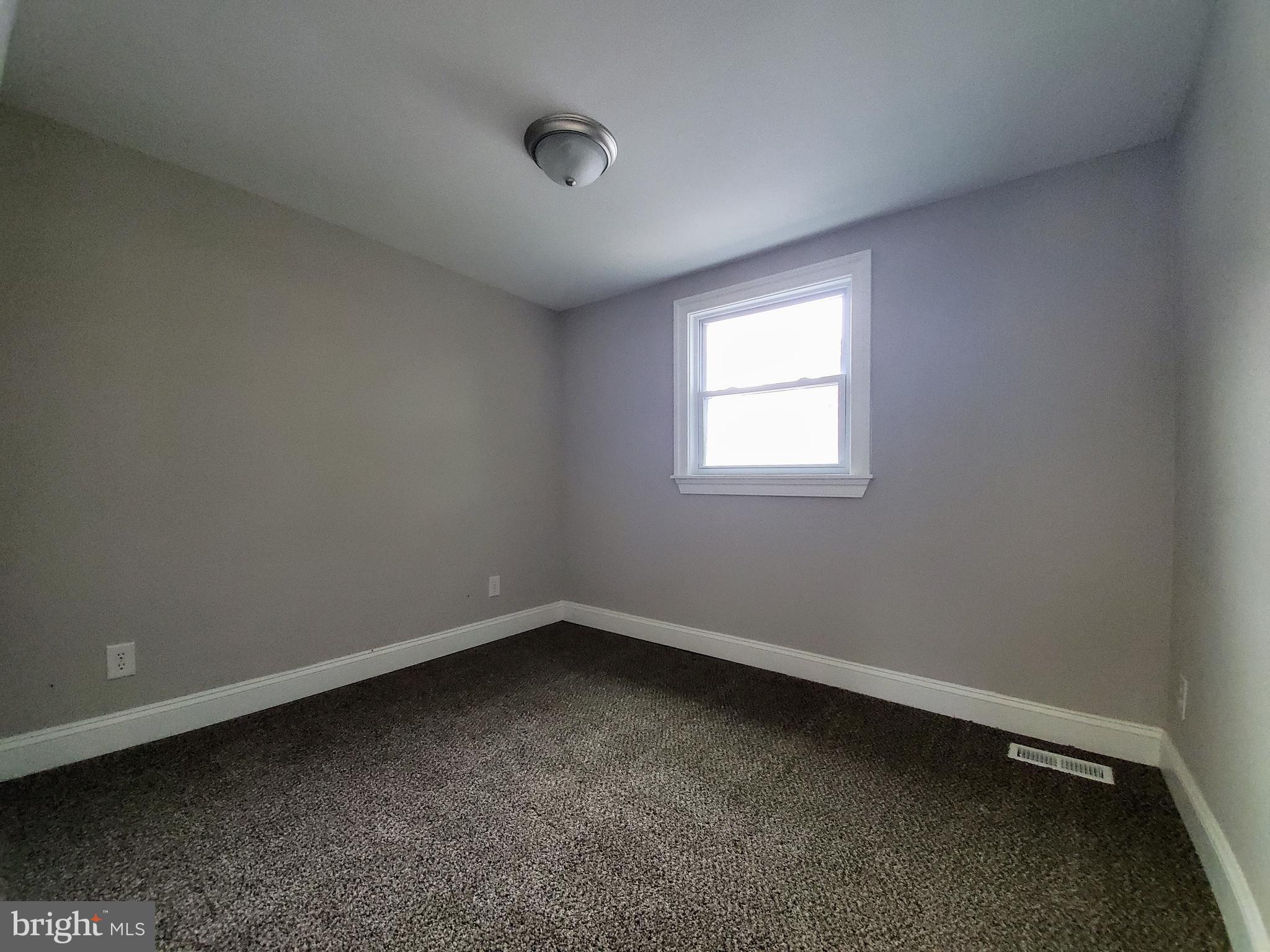 52 Victory Road Bridgeton, NJ 08302 - Photo 9 of 12 Gallery Image 9
