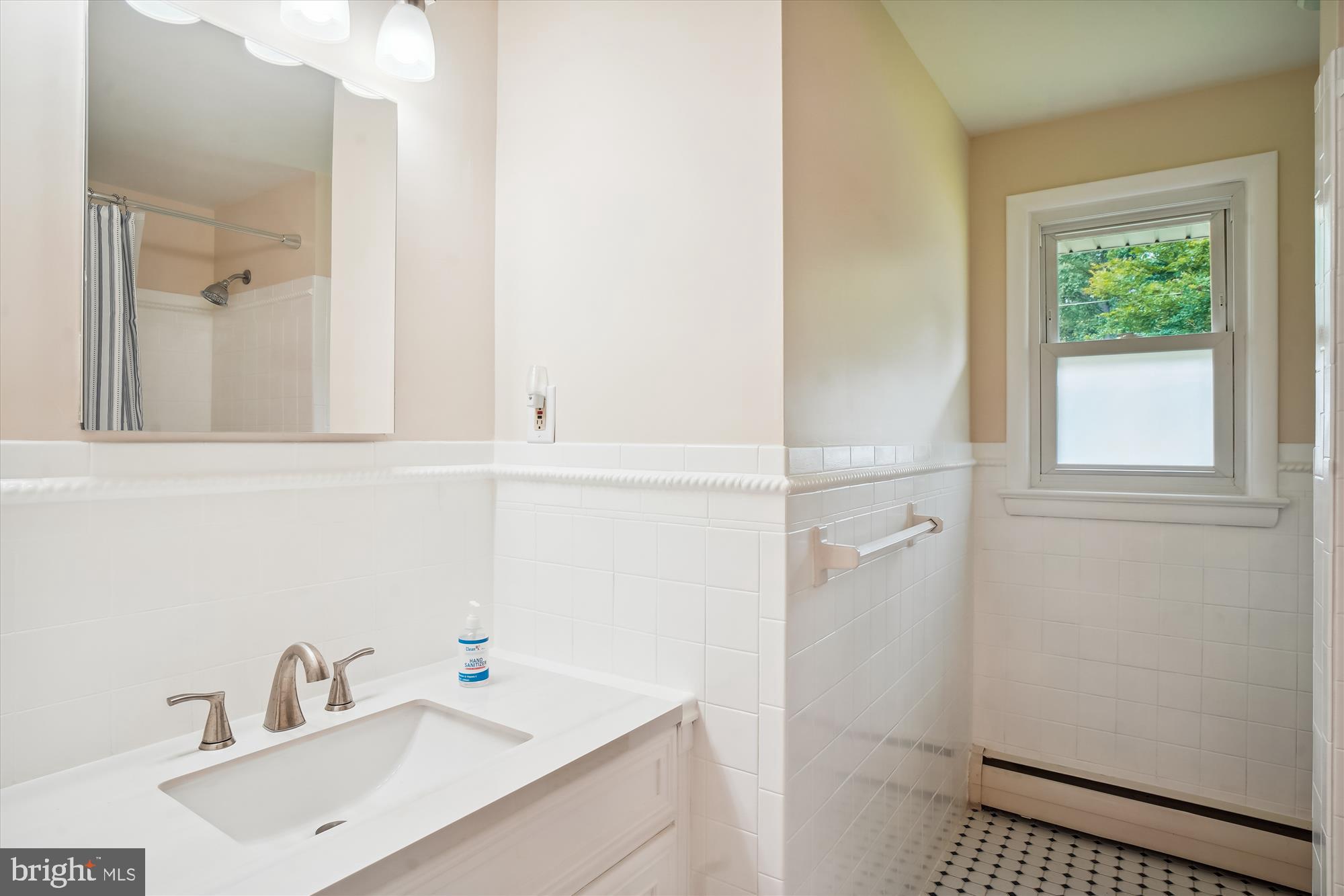 1617 Exeter Road Westminster, MD 21157 - Photo 54 of 69 Bath