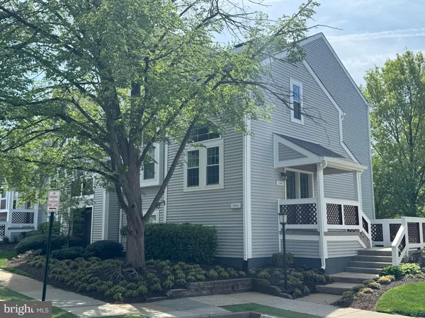 $2,350 | 12944 Grays Pointe Road, Unit 12944C, Fairfax, VA 22033