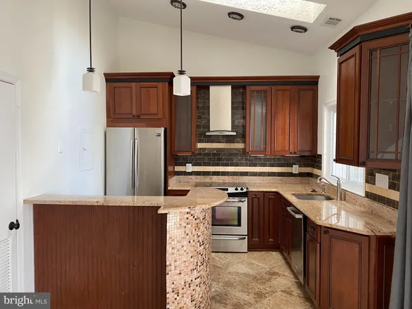 $2,350 | 12944 Grays Pointe Road, Unit 12944C, Fairfax, VA 22033