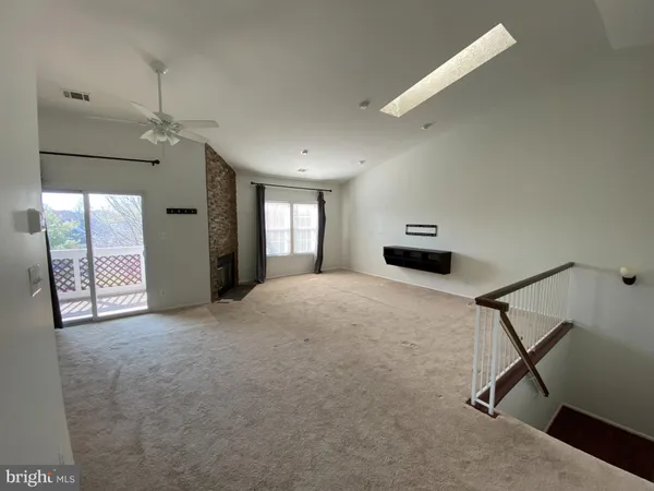 $2,350 | 12944 Grays Pointe Road, Unit 12944C, Fairfax, VA 22033