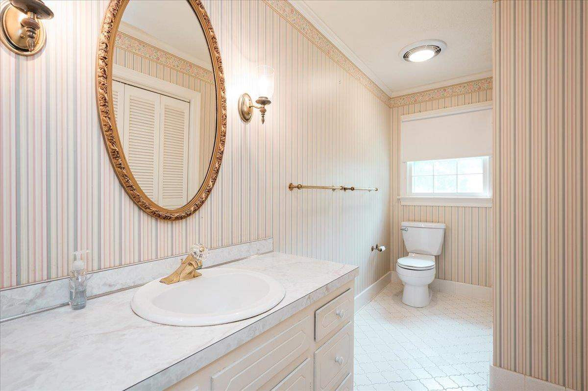 1007 Braxton Court Raleigh, NC 27606 - Photo 17 of 28 Photo 17