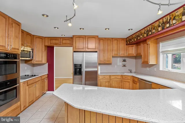 $4,000 | 5819 Stone Ridge Drive, Centreville, VA 20120