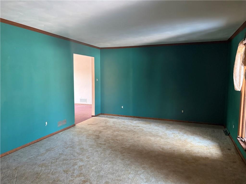 320 Country View Drive Irwin, PA 15642 - Photo 3 of 5