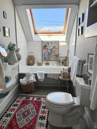 $675,000 | 55 West Main Street, Vinalhaven, ME 04863