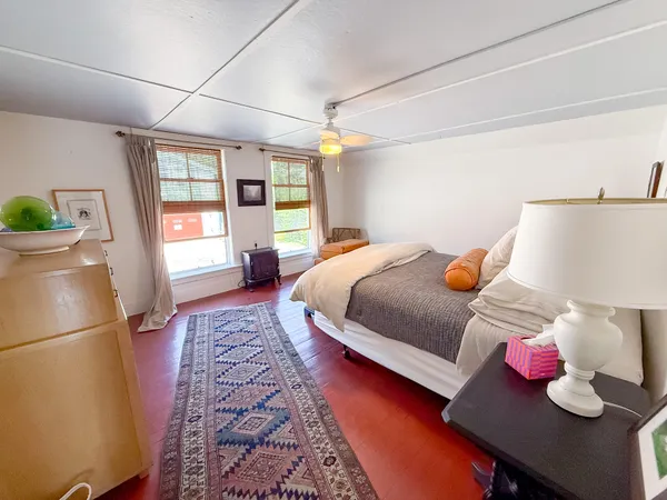 $675,000 | 55 West Main Street, Vinalhaven, ME 04863