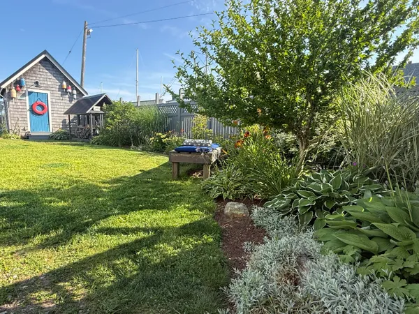 $675,000 | 55 West Main Street, Vinalhaven, ME 04863