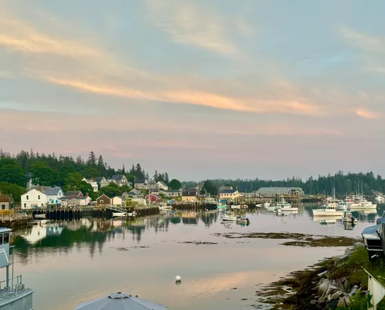 $675,000 | 55 West Main Street, Vinalhaven, ME 04863