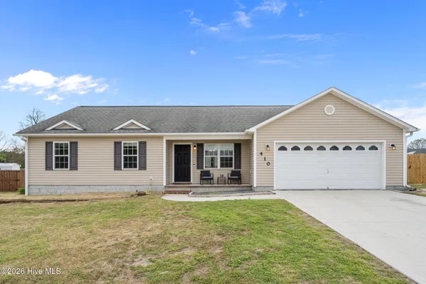 $266,000 | 410 John Deere Court, Richlands, NC 28574