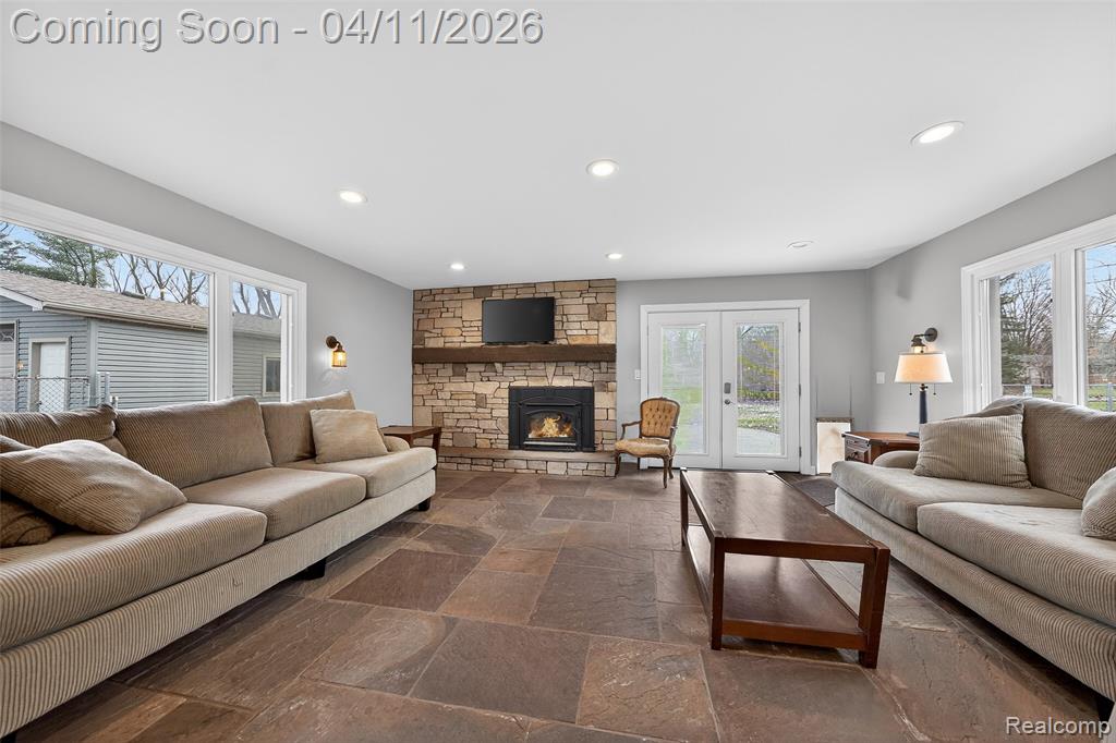 91 Wendelton Road Troy, MI 48084 - Photo 14 of 42