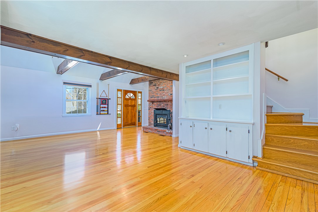 19 Sloop Street Jamestown, RI 02835 - Photo 16 of 31