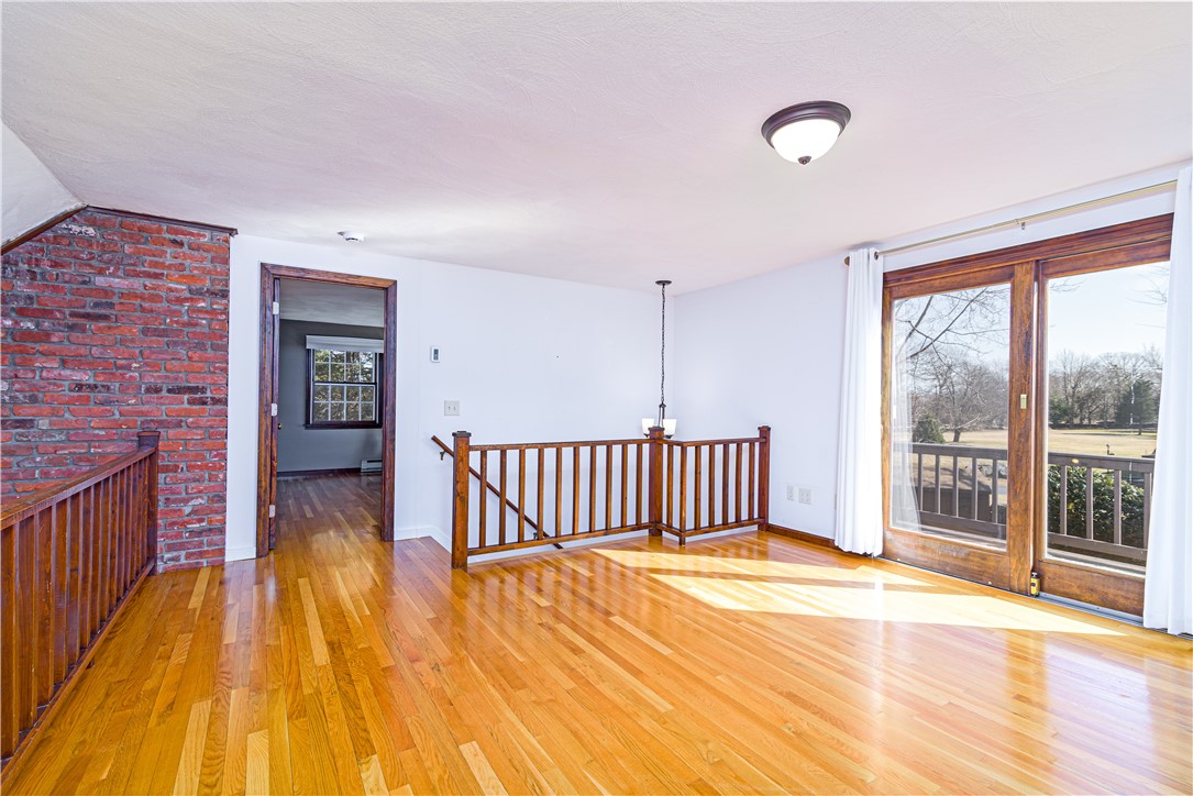 19 Sloop Street Jamestown, RI 02835 - Photo 24 of 31