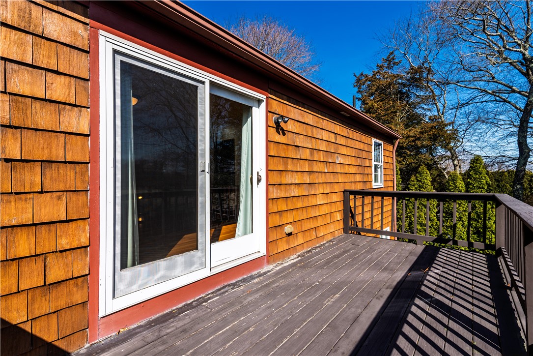 19 Sloop Street Jamestown, RI 02835 - Photo 27 of 31