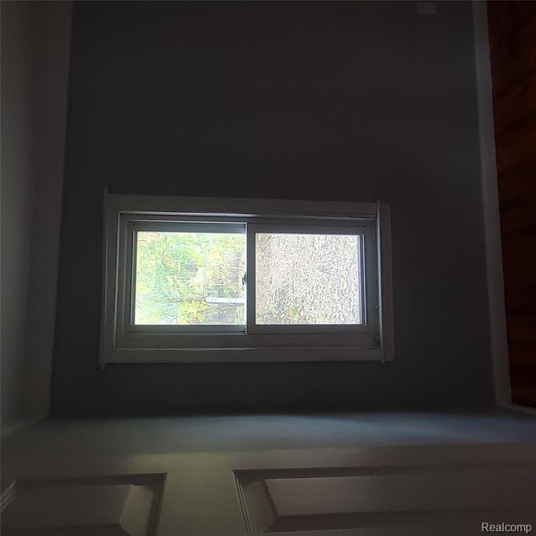 19362 Sunderland Road Detroit, MI 48219 - Photo 8 of 12