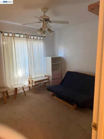 $3,000 | 320 North Civic Drive, Unit 103, Walnut Creek, CA 94596