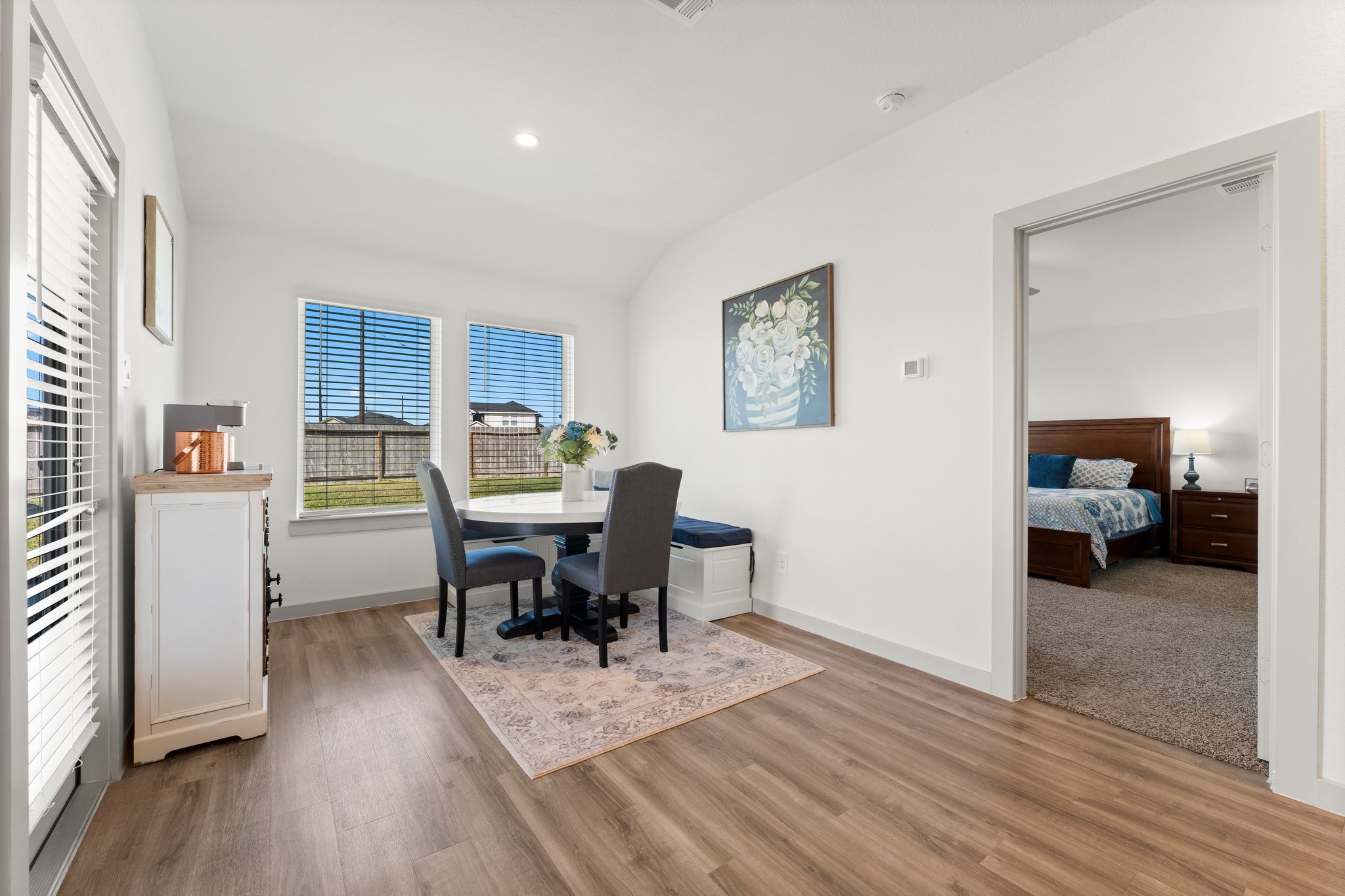 1007 Cotswold Court Rosharon, TX 77583 - Photo 13 of 30 a living room with furniture and a table