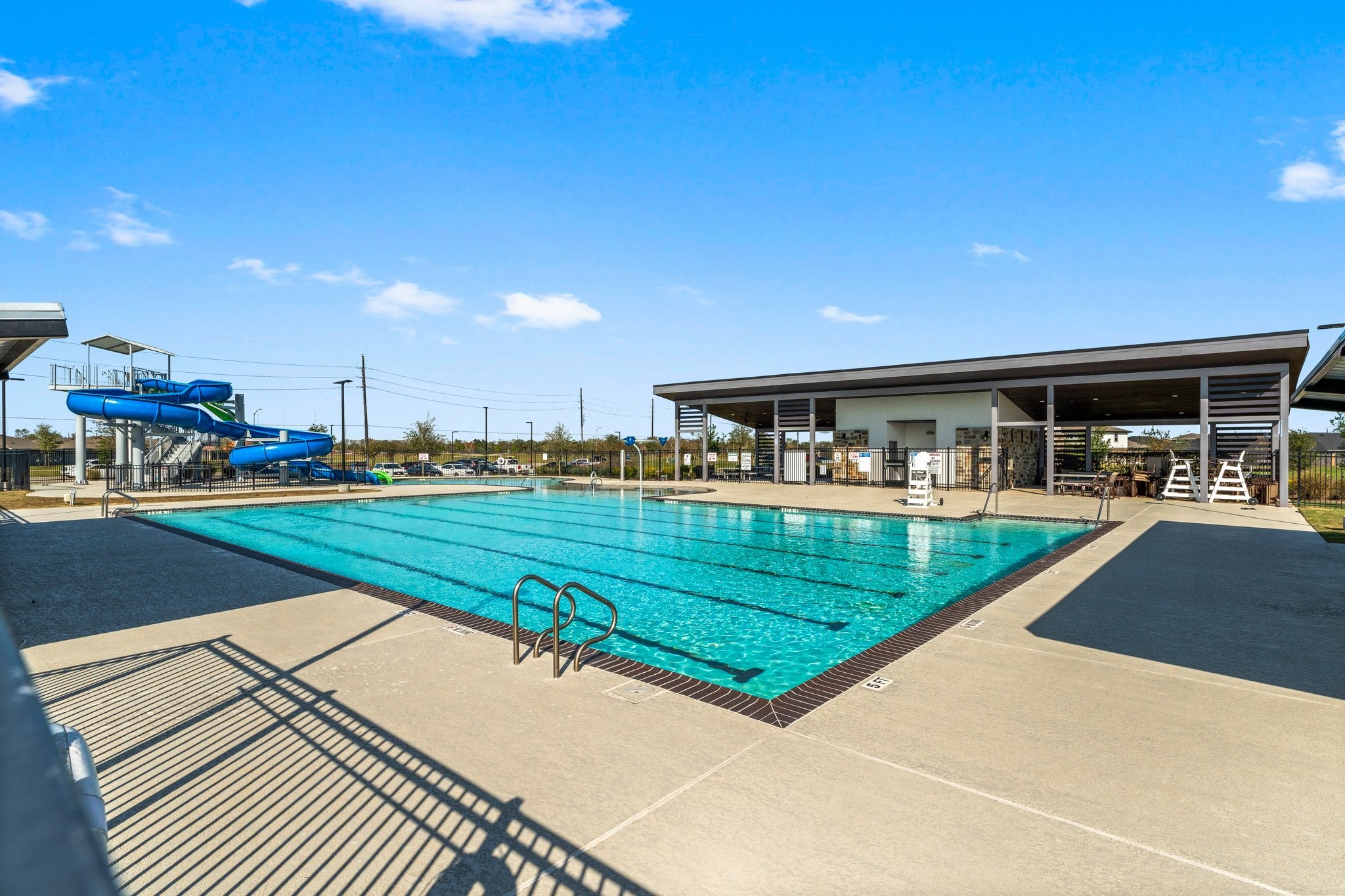 1007 Cotswold Court Rosharon, TX 77583 - Photo 28 of 30 a view of a swimming pool and outdoor space
