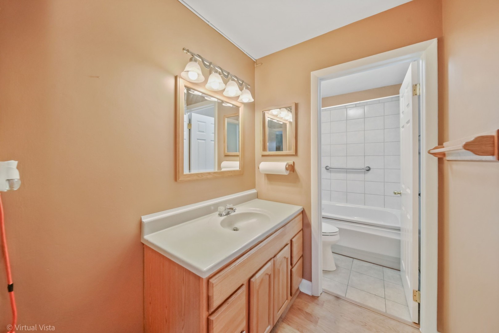 1926 Prairie Square, Unit 103 Schaumburg, IL 60173 - Photo 16 of 22