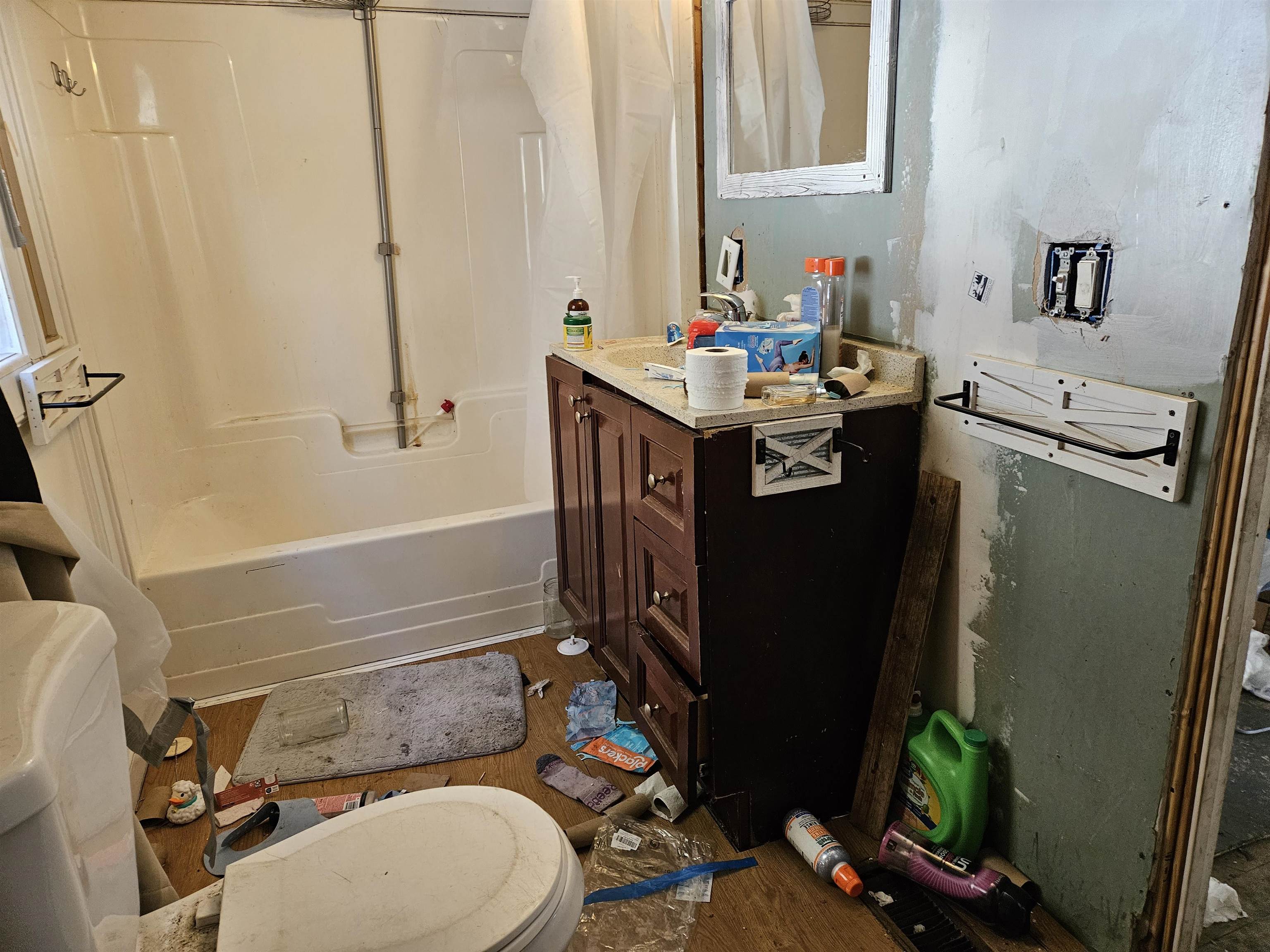 409 Sullivan Street Claremont, NH 03743 - Photo 9 of 10