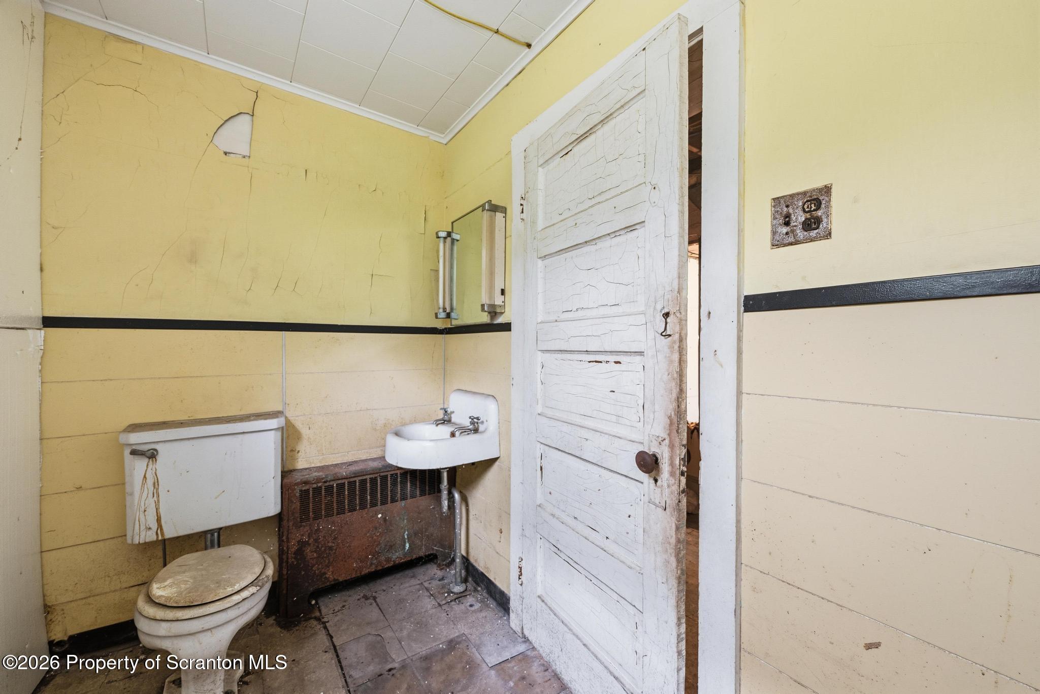 146 Jefferson Street Simpson, PA 18407 - Photo 48 of 55 DSC_2351-2
